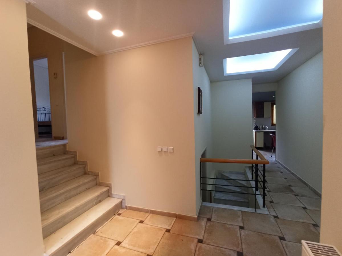 Σπίτι Στο Ρίο Πατρών Με Κήπο - Detached House In Rio With Garden Lejlighed Eksteriør billede